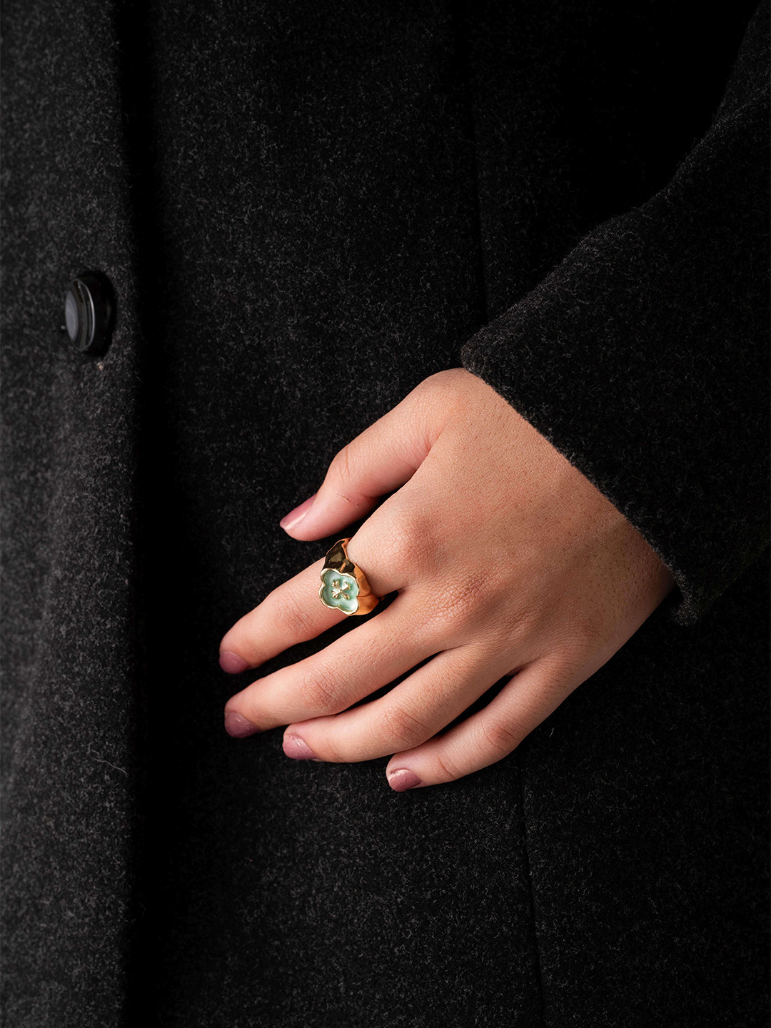 Queralt Gold-Plated Finger Ring